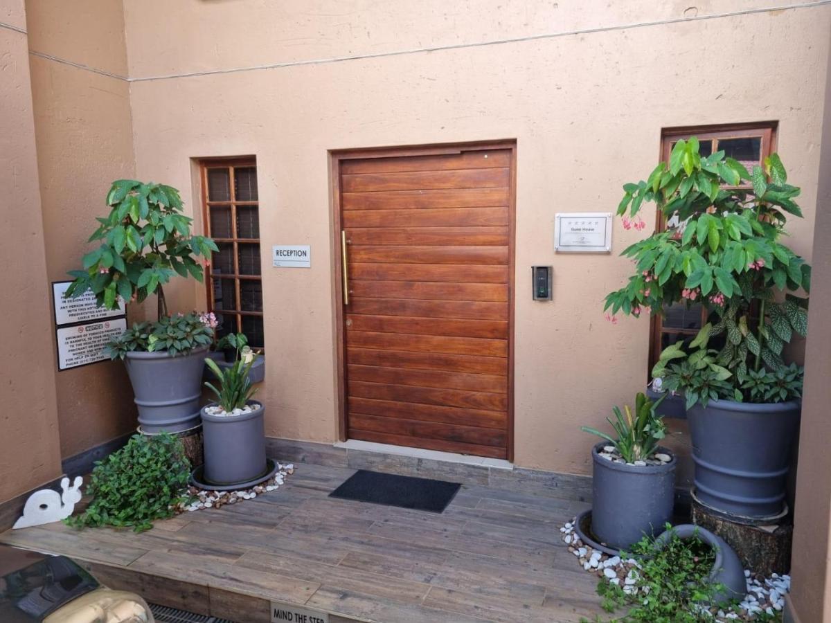 Casa Albergo Corporate Guest House Pretoria-Noord エクステリア 写真