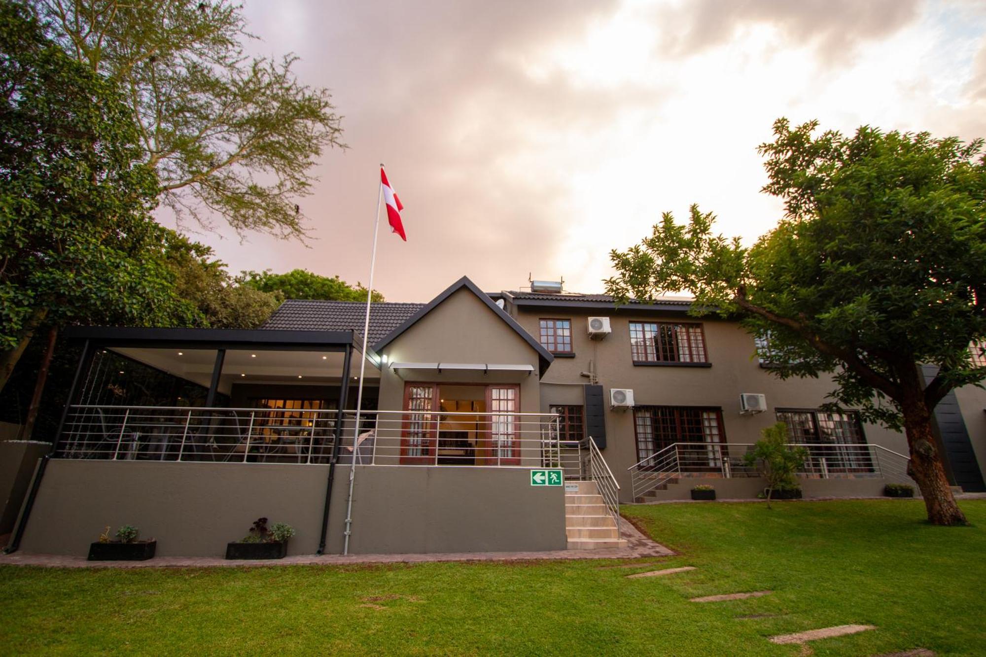Casa Albergo Corporate Guest House Pretoria-Noord エクステリア 写真
